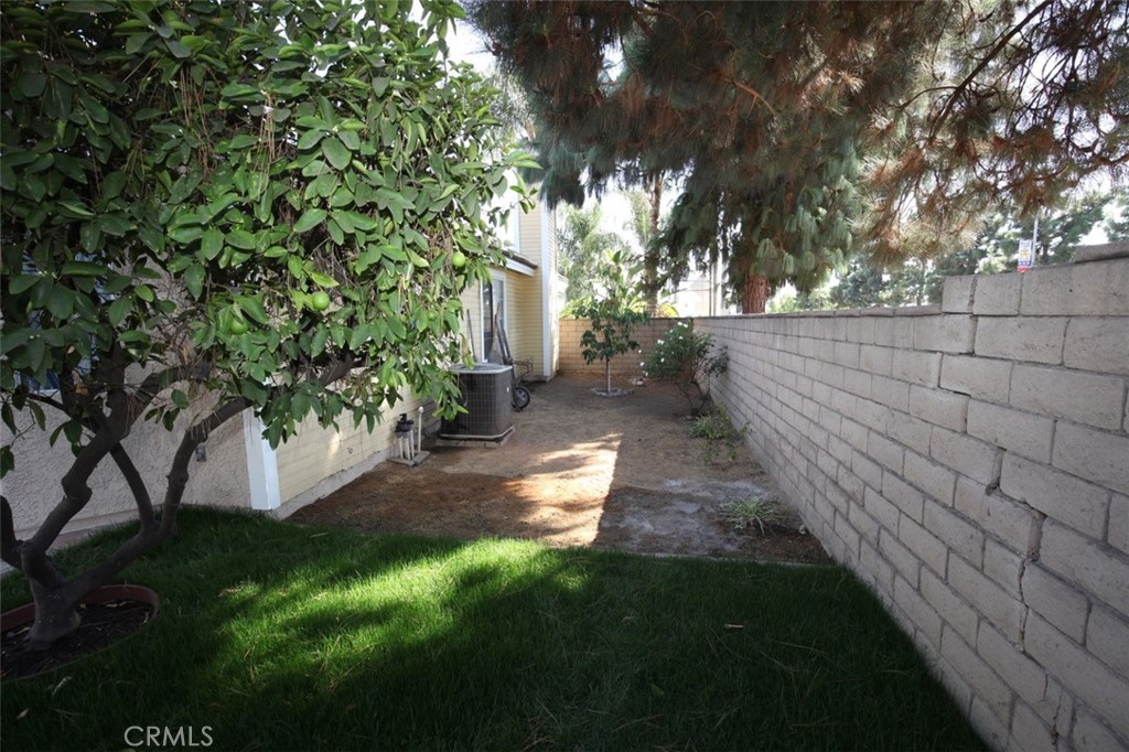4902 Manzanita