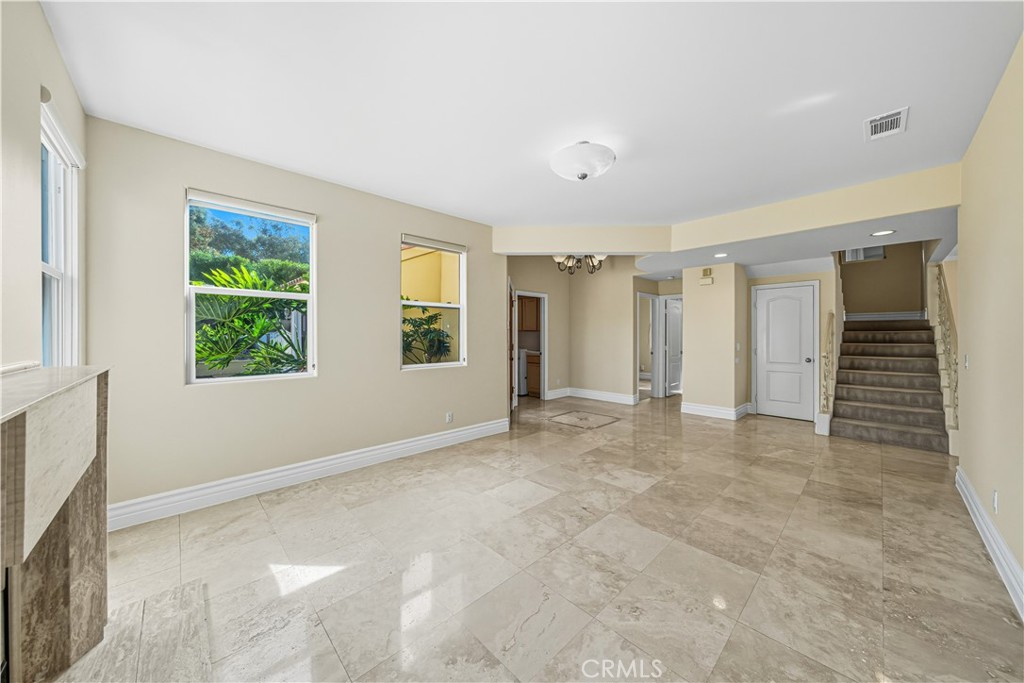 1107 Las Flores Drive