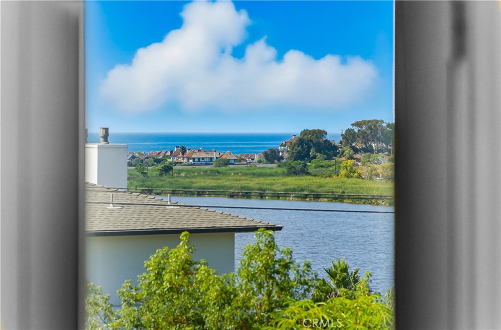 1107 Las Flores Drive