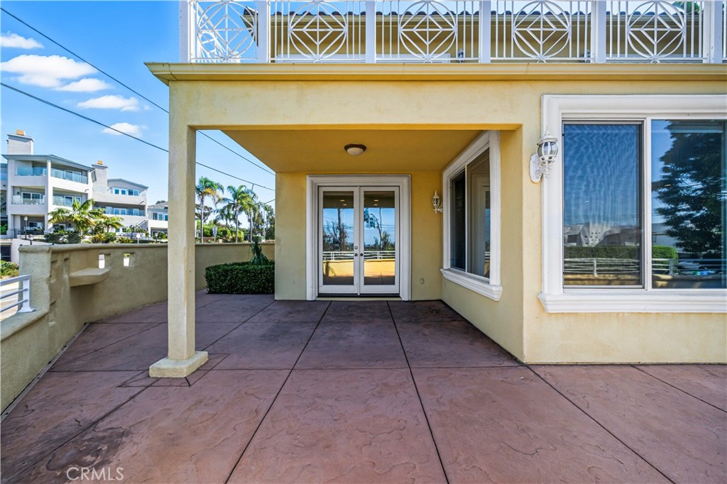 1107 Las Flores Drive