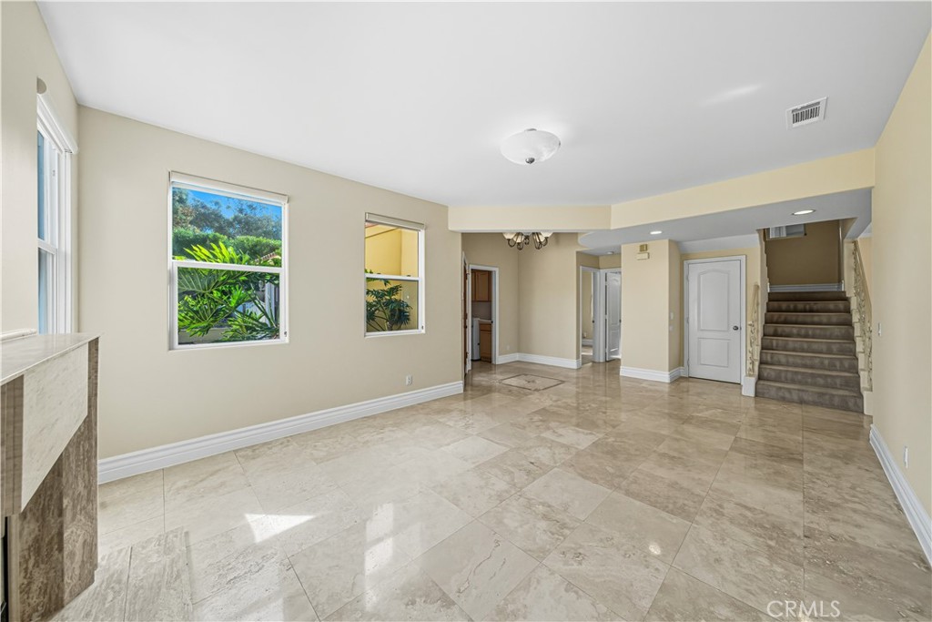 1107 Las Flores Drive