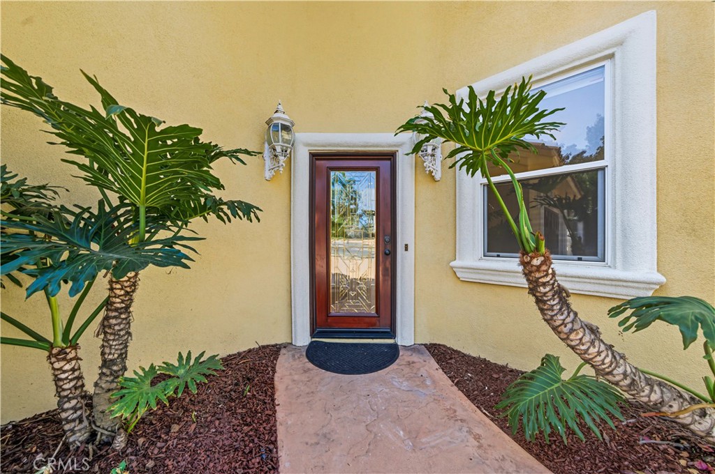 1107 Las Flores Drive