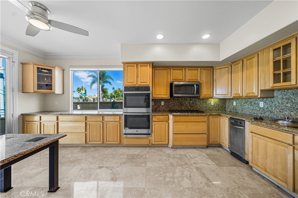 1107 Las Flores Drive