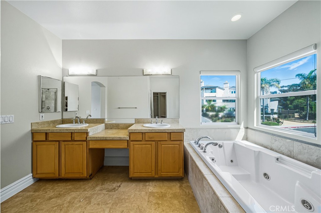 1107 Las Flores Drive