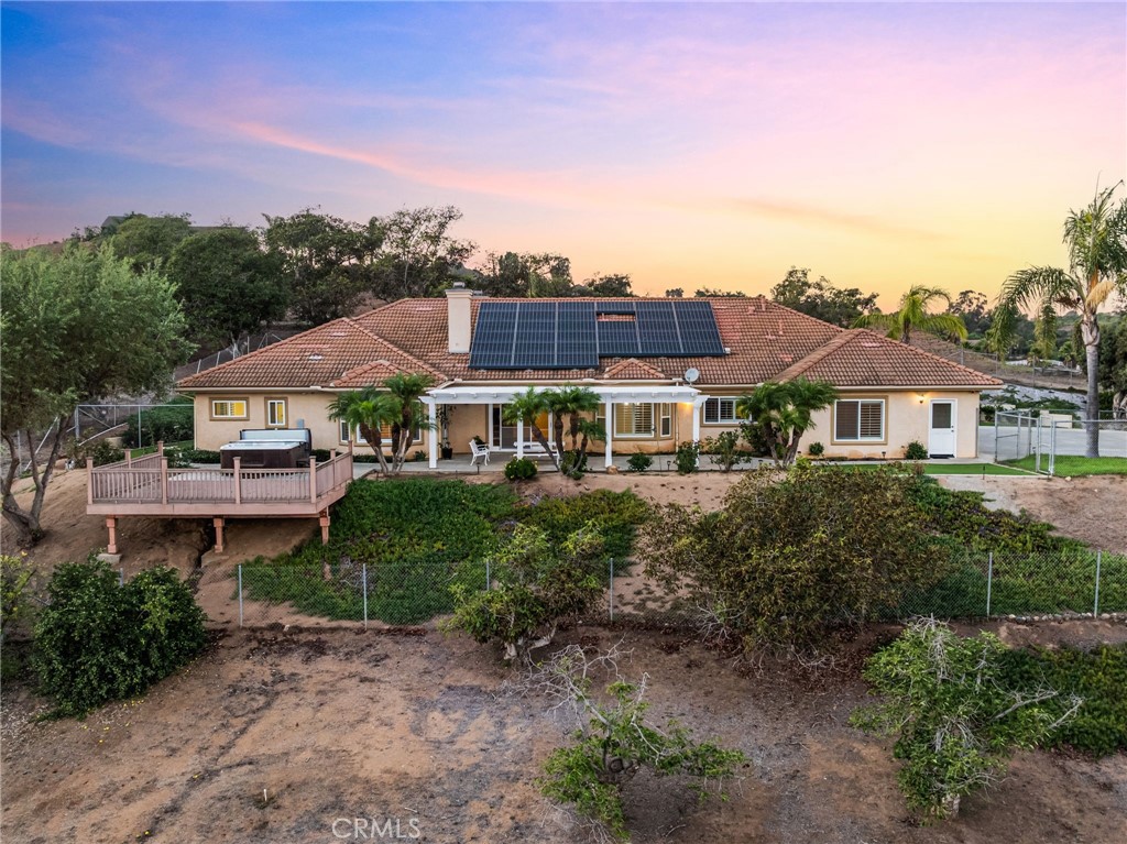 3995 Via Monte Alegre