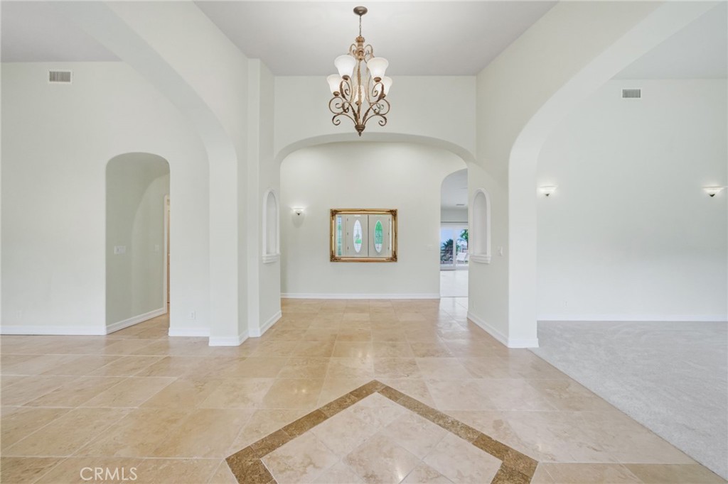 3995 Via Monte Alegre