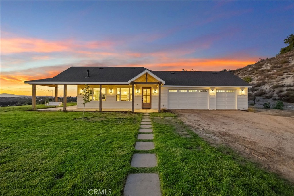 41950 Calle La Escondida