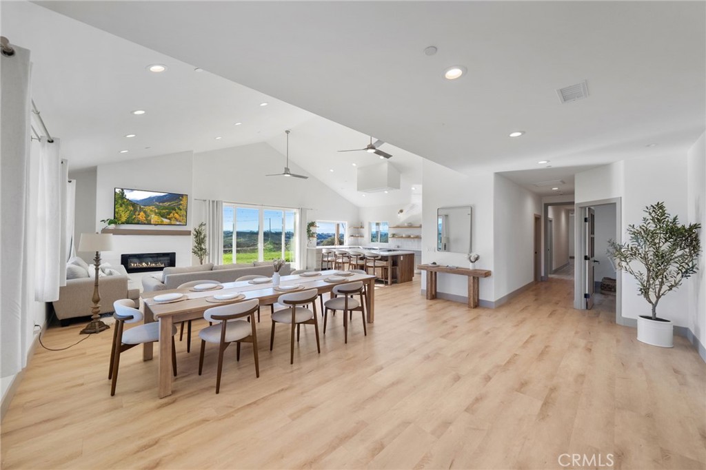 41950 Calle La Escondida