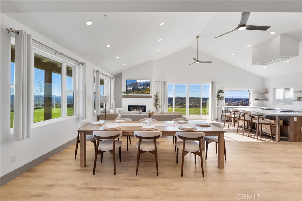 41950 Calle La Escondida