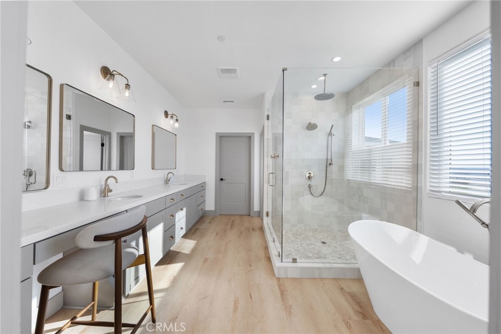 41950 Calle La Escondida