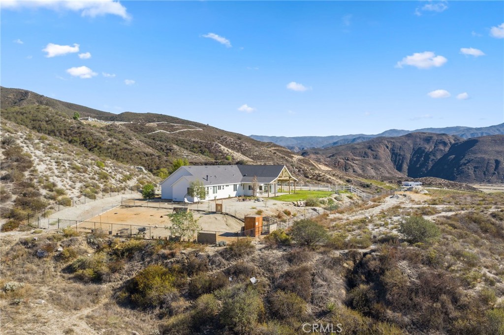 41950 Calle La Escondida