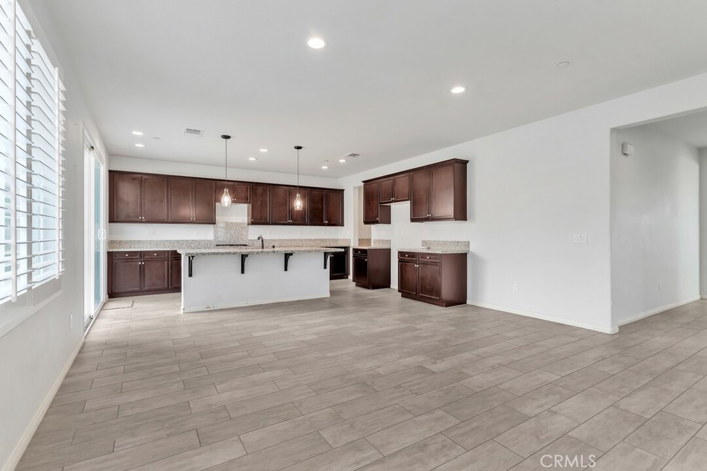 24038 Montecito