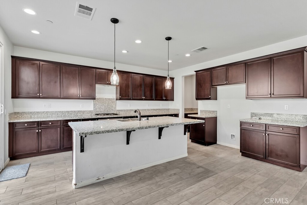 24038 Montecito