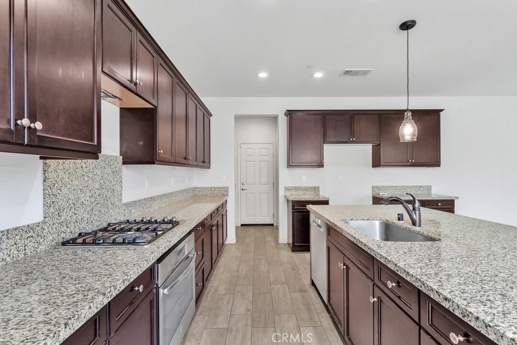 24038 Montecito