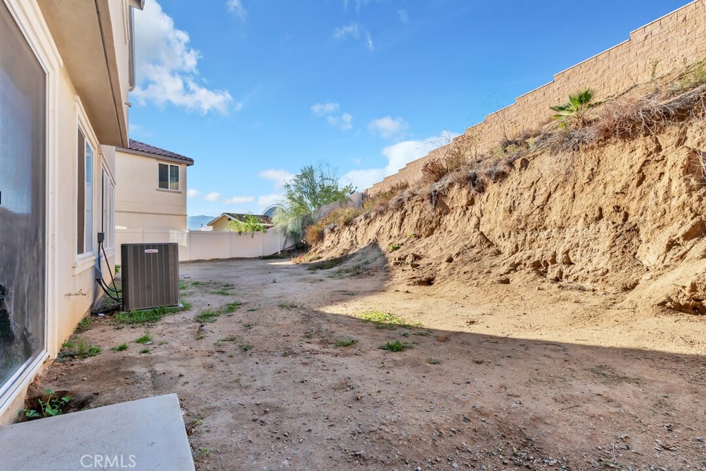 24038 Montecito