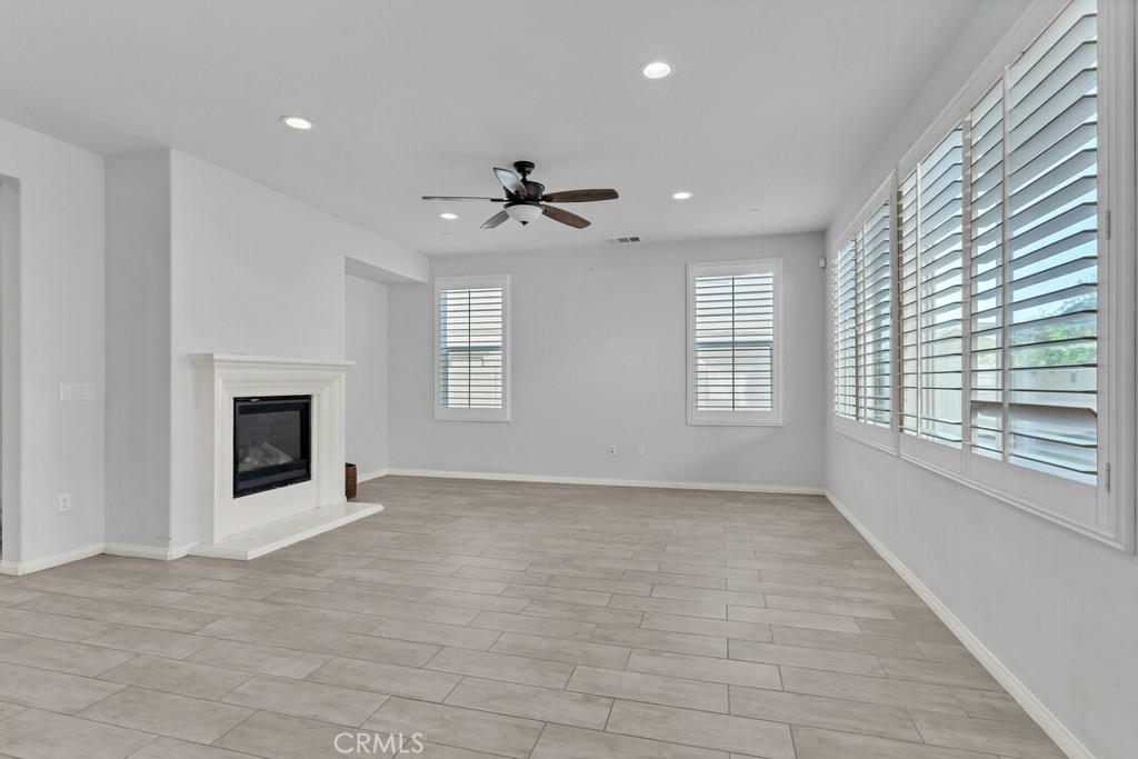24038 Montecito