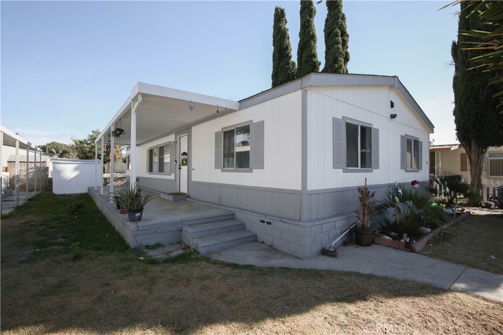 5800 Hamner Avenue 273