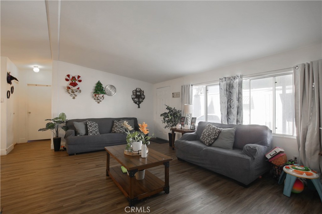 5800 Hamner Avenue 273