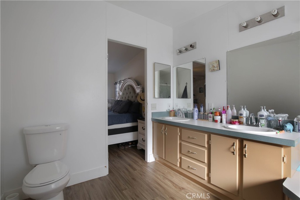 5800 Hamner Avenue 273