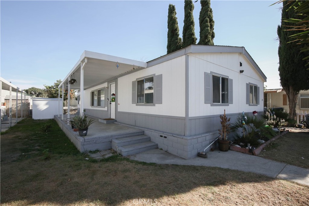 5800 Hamner Avenue 273