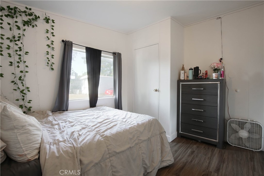 5800 Hamner Avenue 273