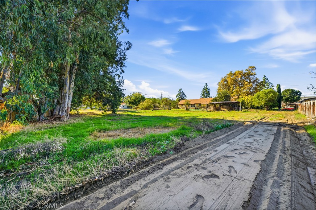 26850 Columbia Street