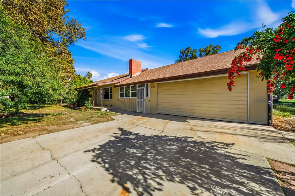 26850 Columbia Street