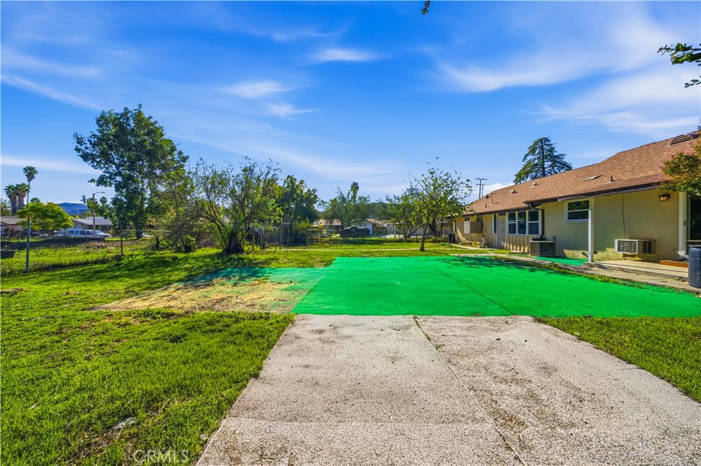 26850 Columbia Street