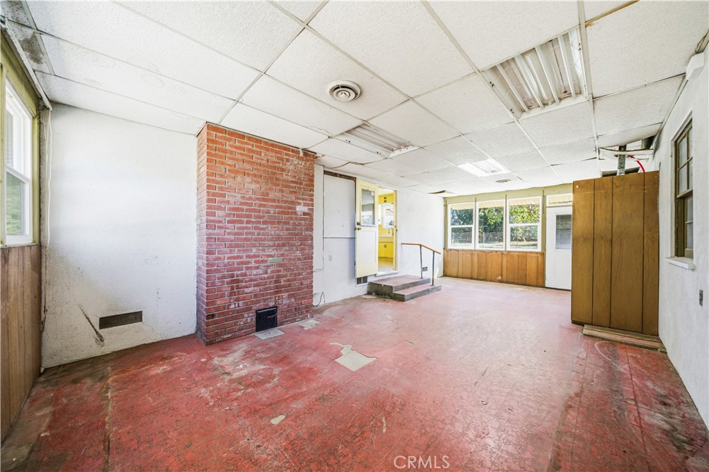 26850 Columbia Street