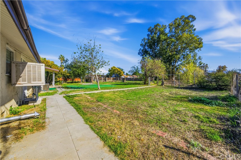 26850 Columbia Street