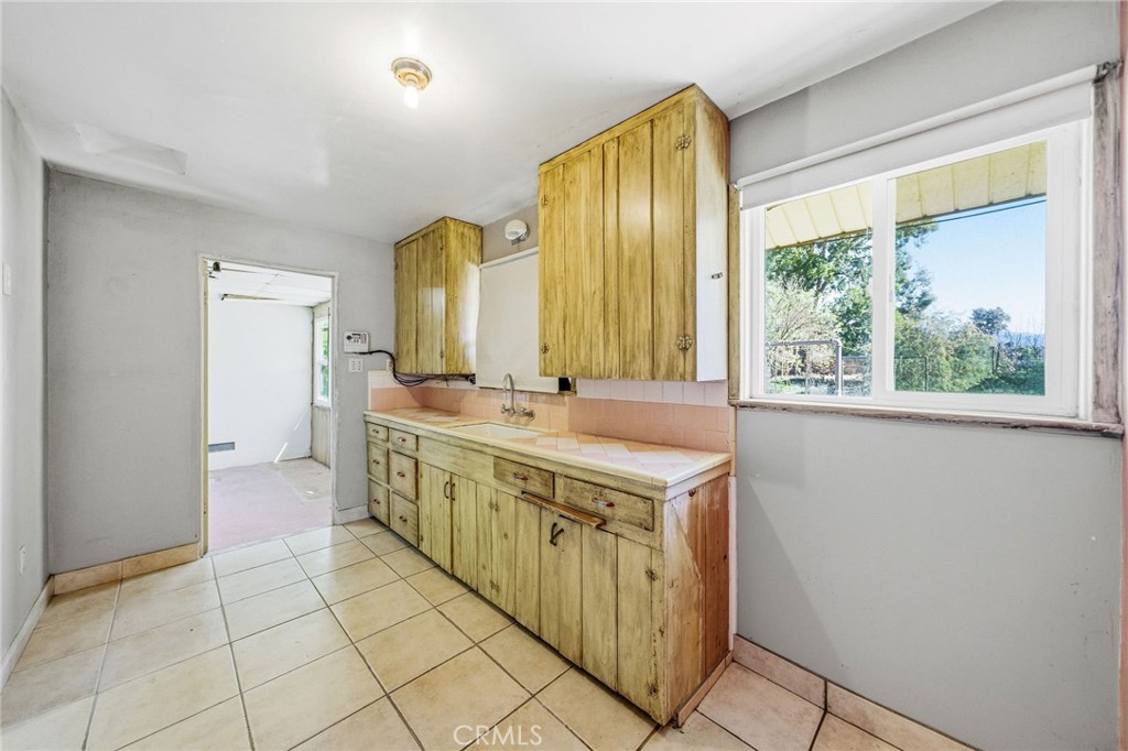 26850 Columbia Street