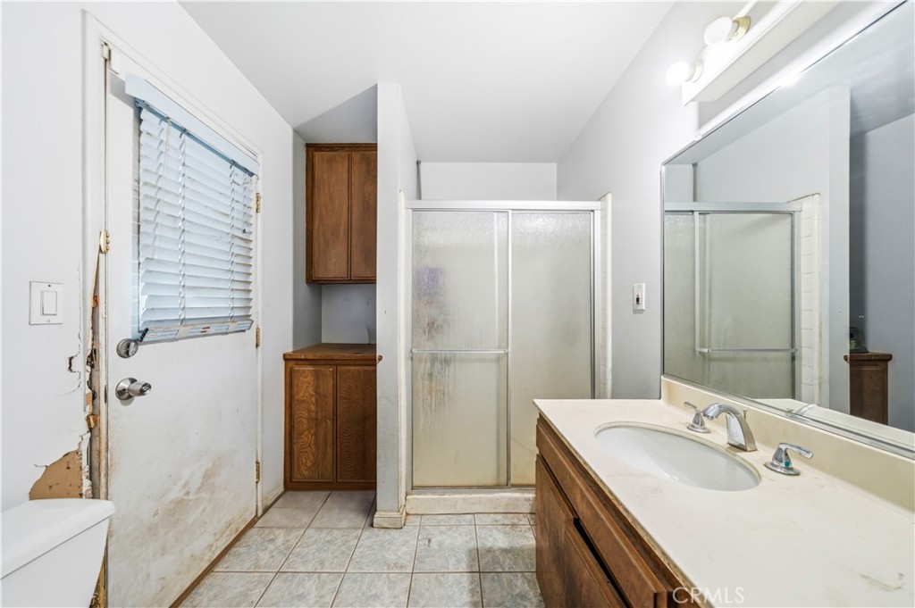 42290 Mayberry Avenue