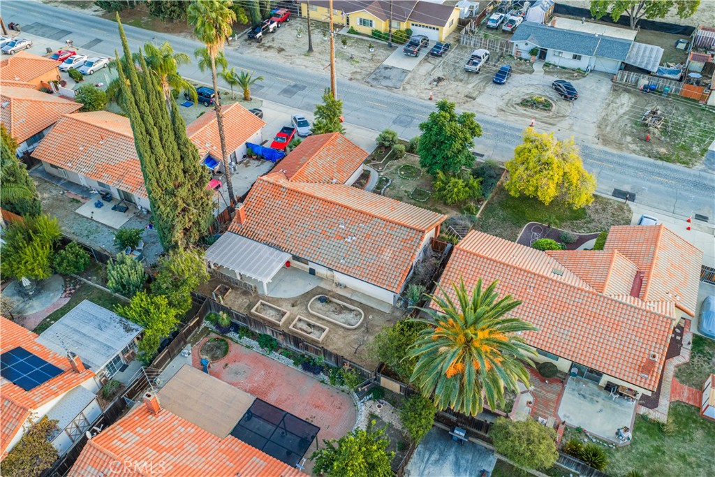 42290 Mayberry Avenue