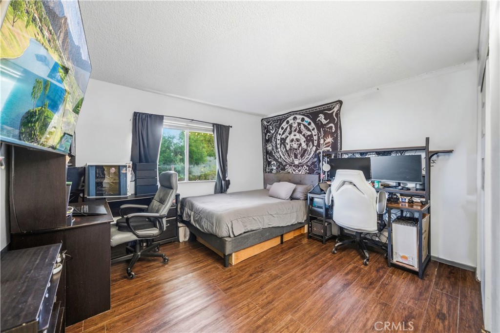 42290 Mayberry Avenue