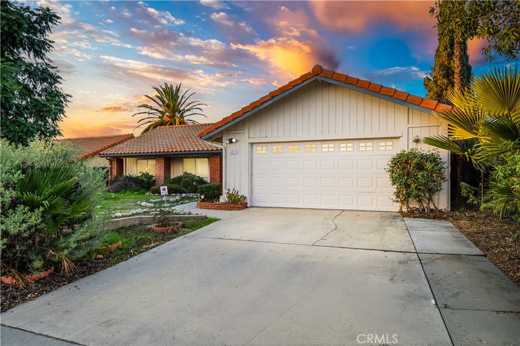 42290 Mayberry Avenue