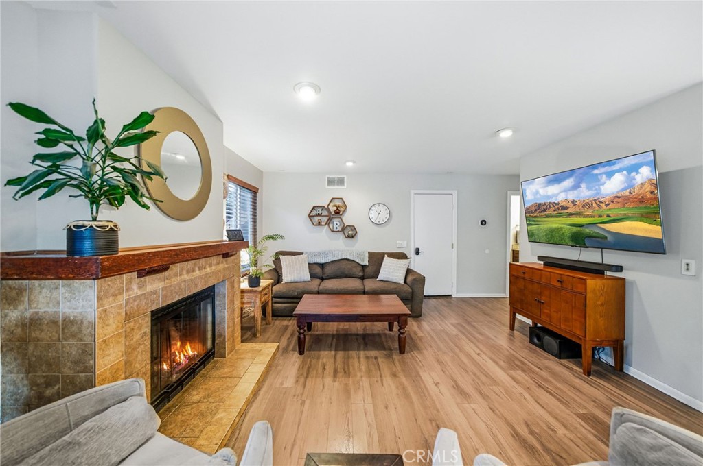 24437 Ridgewood Road