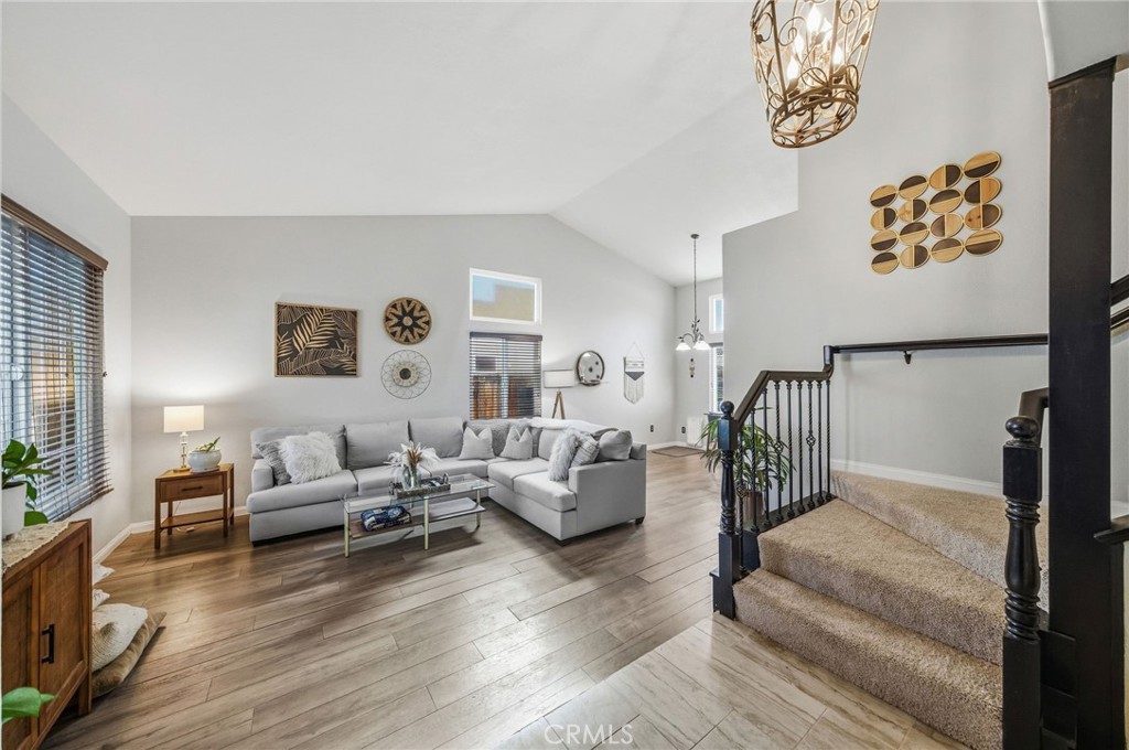 24437 Ridgewood Road