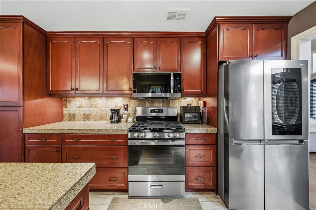 24437 Ridgewood Road