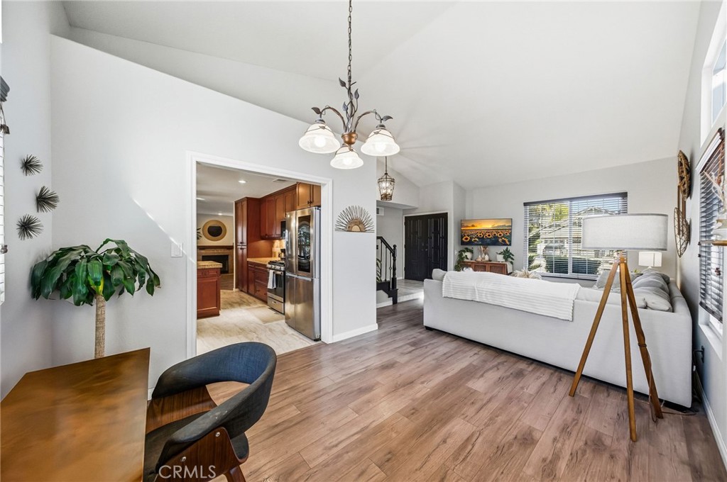 24437 Ridgewood Road