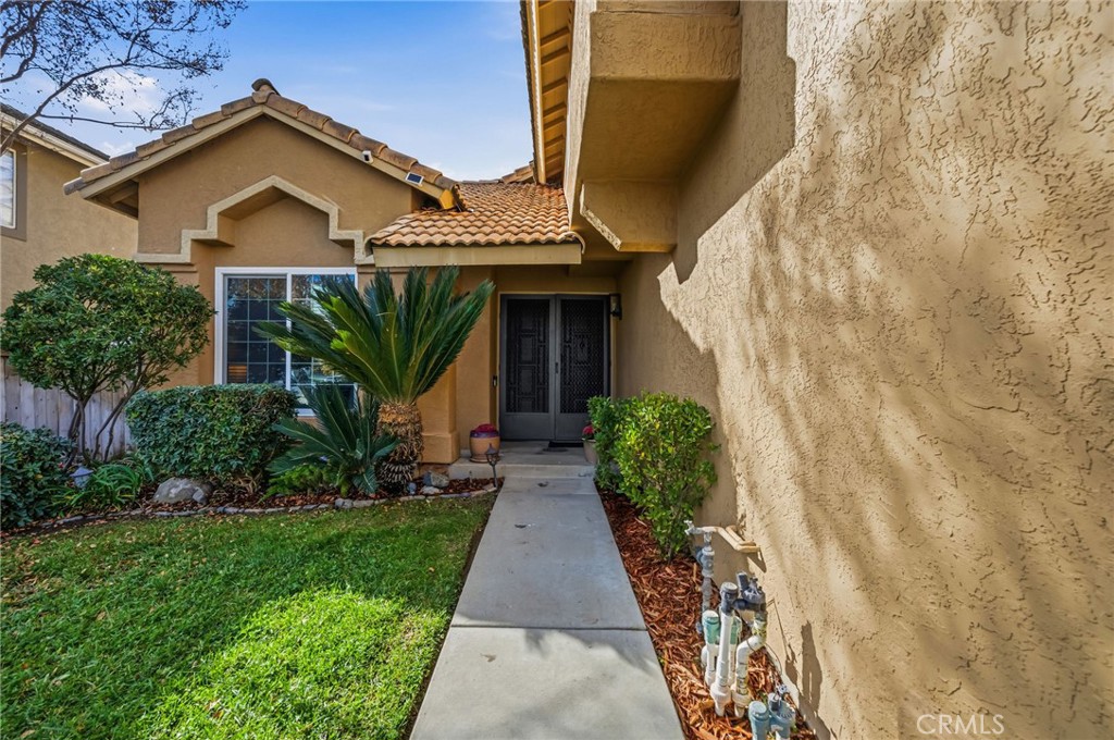 24437 Ridgewood Road