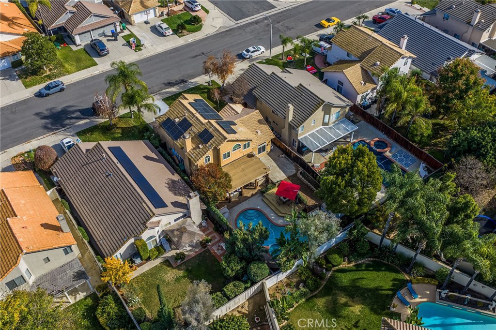 24437 Ridgewood Road