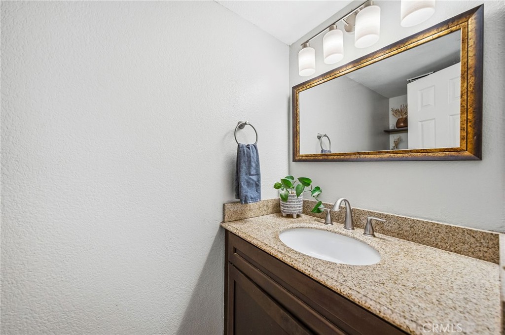 24437 Ridgewood Road