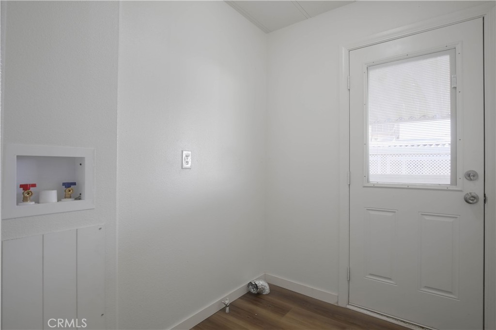 45521 State Highway 74 104