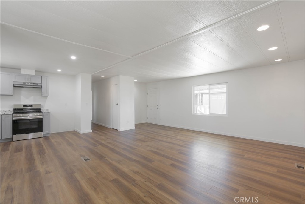 45521 State Highway 74 104