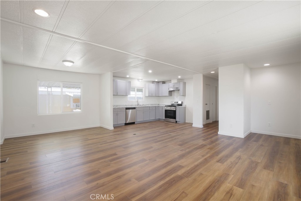 45521 State Highway 74 104