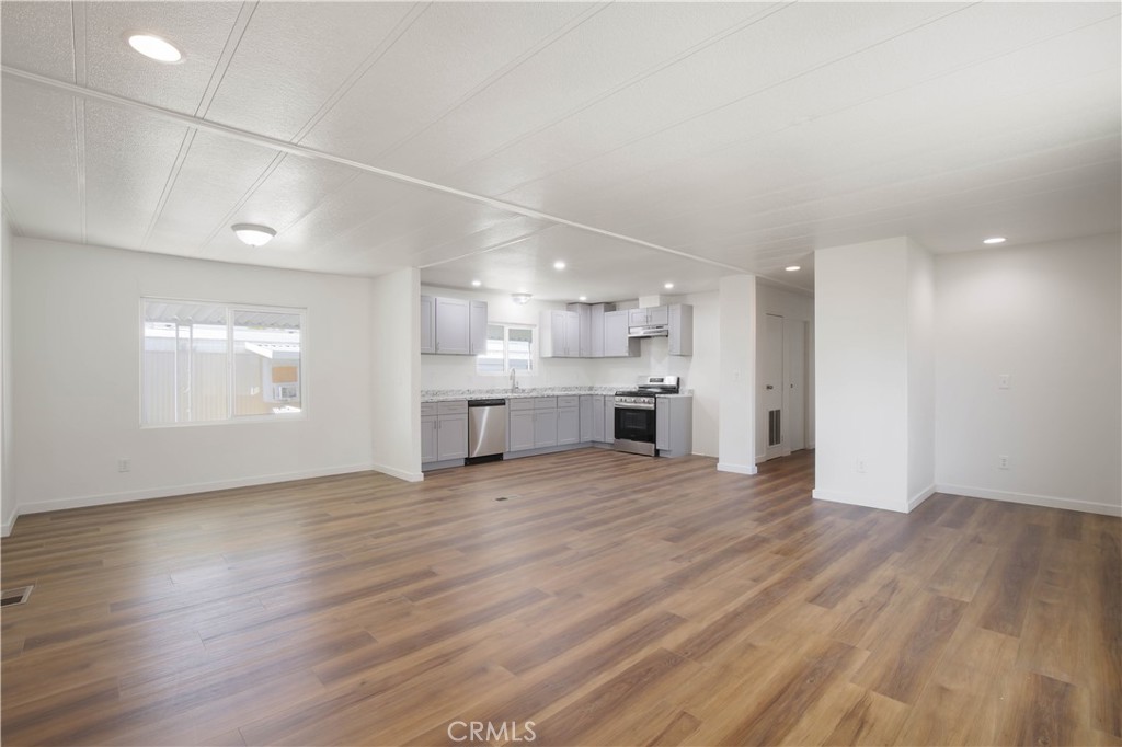 45521 State Highway 74 104