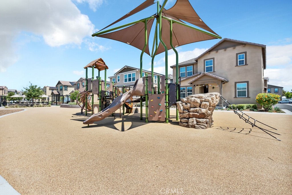 28175 Ashtree Street