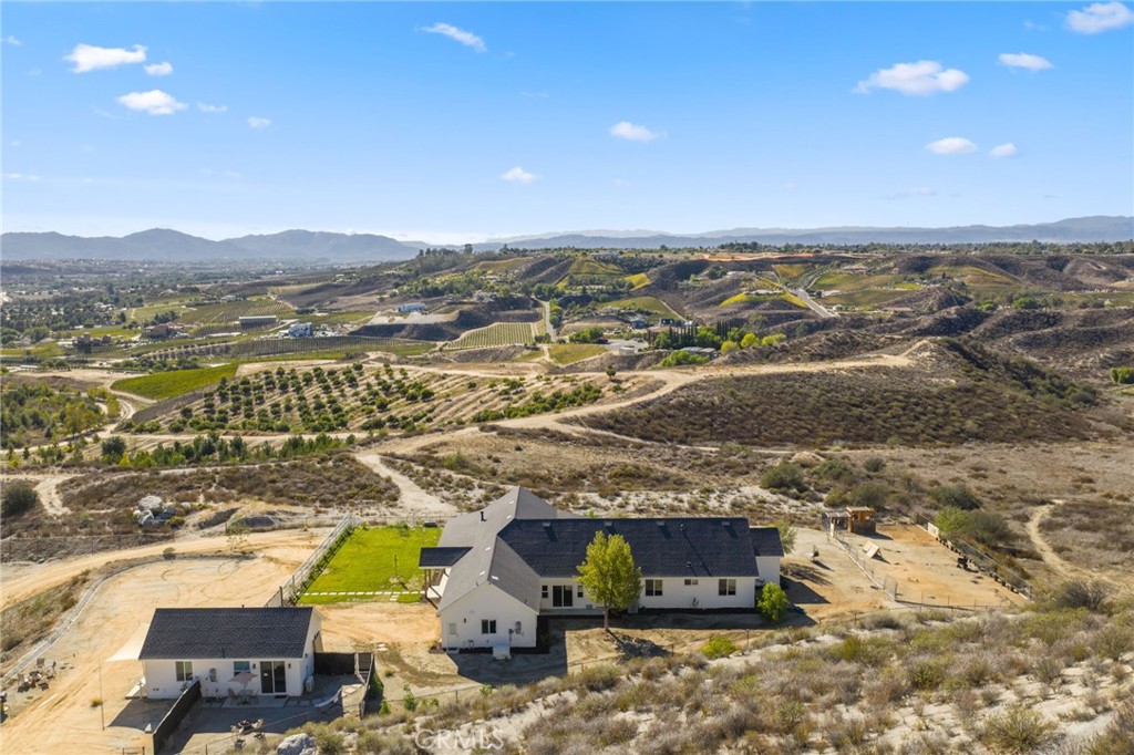 41950 Calle La Escondida