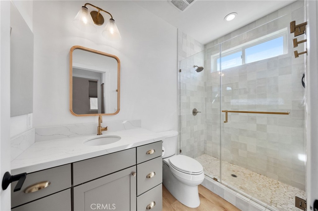 41950 Calle La Escondida