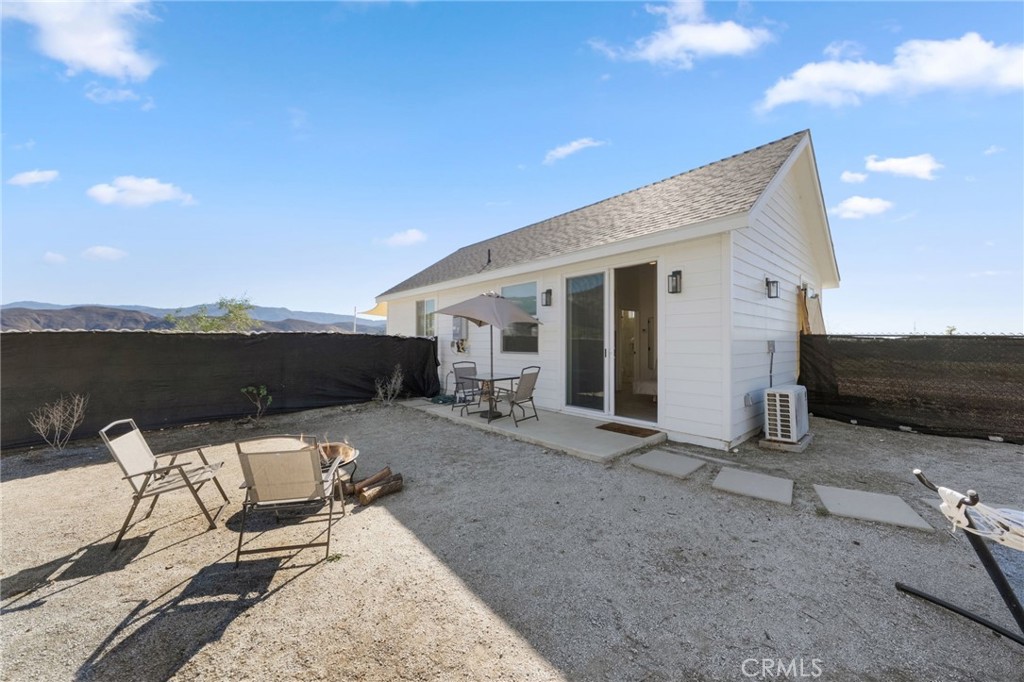 41950 Calle La Escondida